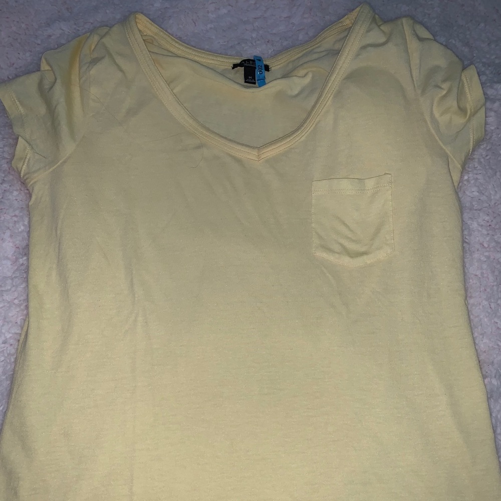 Regular Yellow shirt